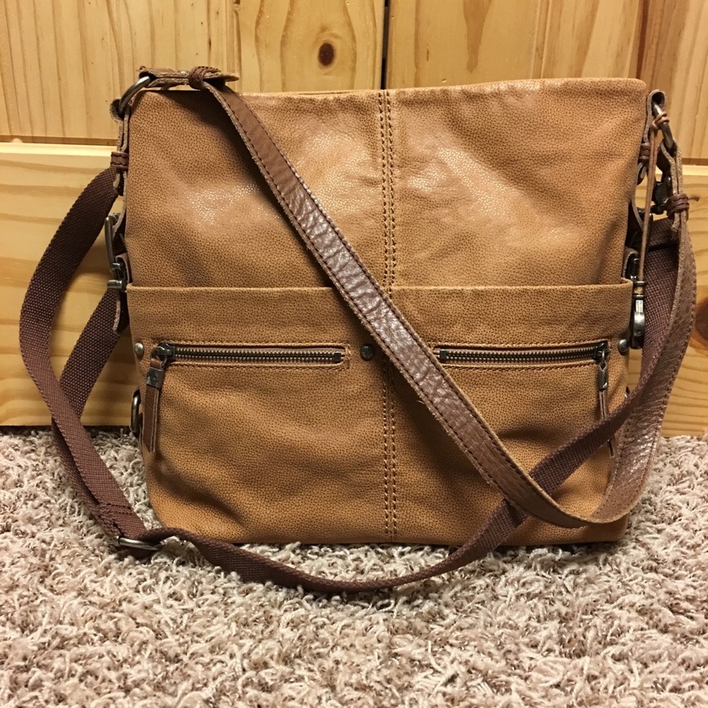 The Sak Sanibel Leather Bucket Bag